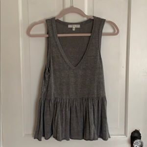 Peplum v-neck tank-top